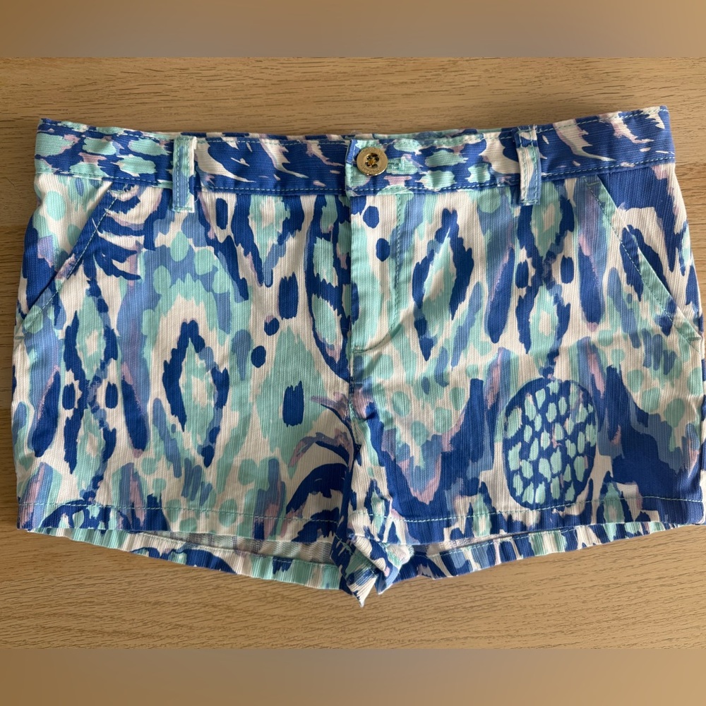 Lilly Pulitzer blue pineapple girls shorts size 14